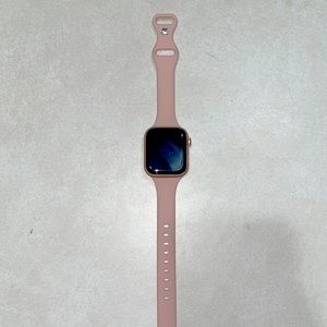 Rose Gold Apple Watch SE (used roughly 10 times/wares)